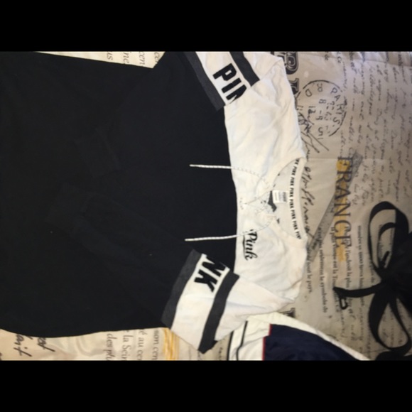 Pink: Large, Long sleeved sweater/tee. - Picture 3 of 3